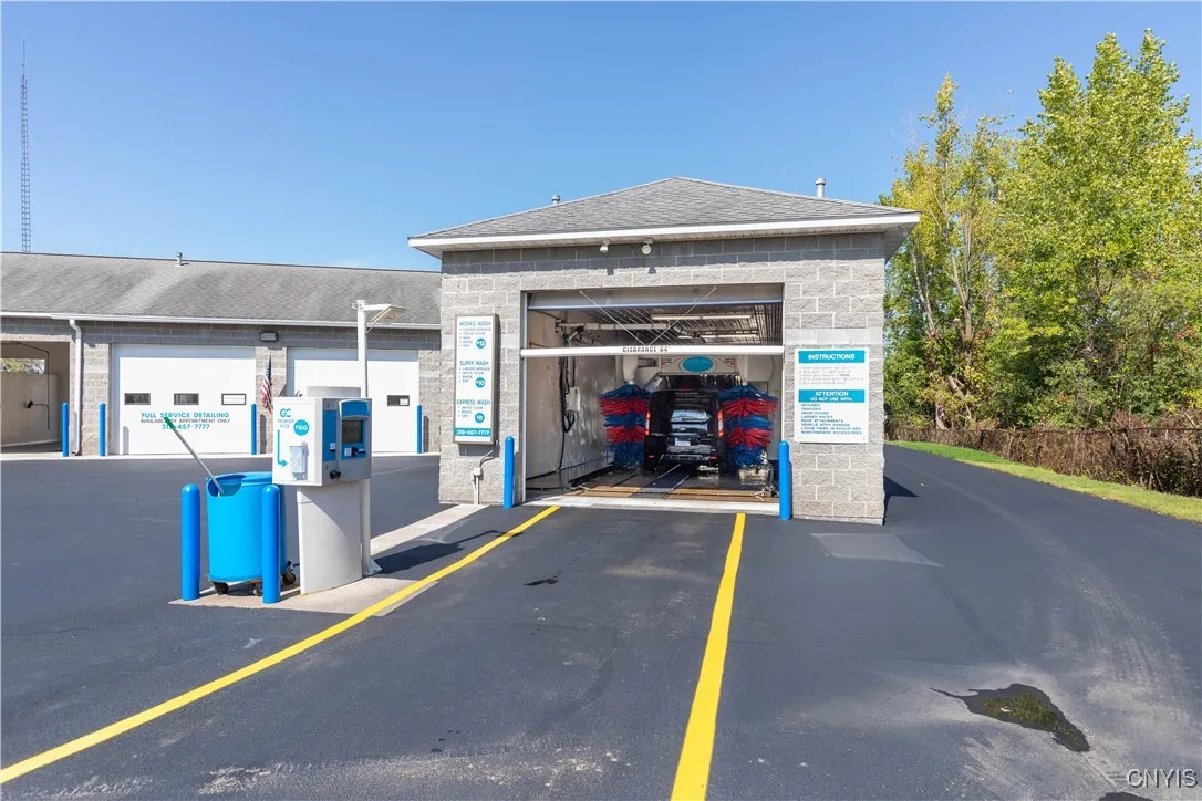 912 Old Liverpool Road, Salina, New York 13088, Salina, New York 13088, ,Commercial Sale,For Sale,912 Old Liverpool Road, Salina, New York 13088,S1620806