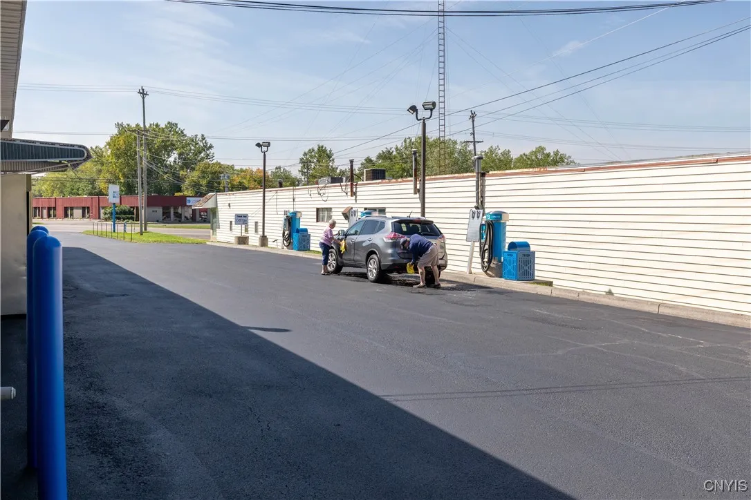 912 Old Liverpool Road, Salina, New York 13088, Salina, New York 13088, ,Commercial Sale,For Sale,912 Old Liverpool Road, Salina, New York 13088,S1620806