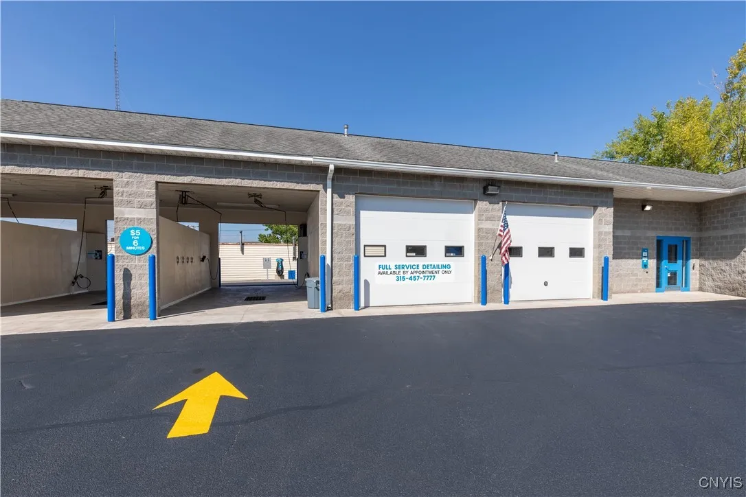 912 Old Liverpool Road, Salina, New York 13088, Salina, New York 13088, ,Commercial Sale,For Sale,912 Old Liverpool Road, Salina, New York 13088,S1620806