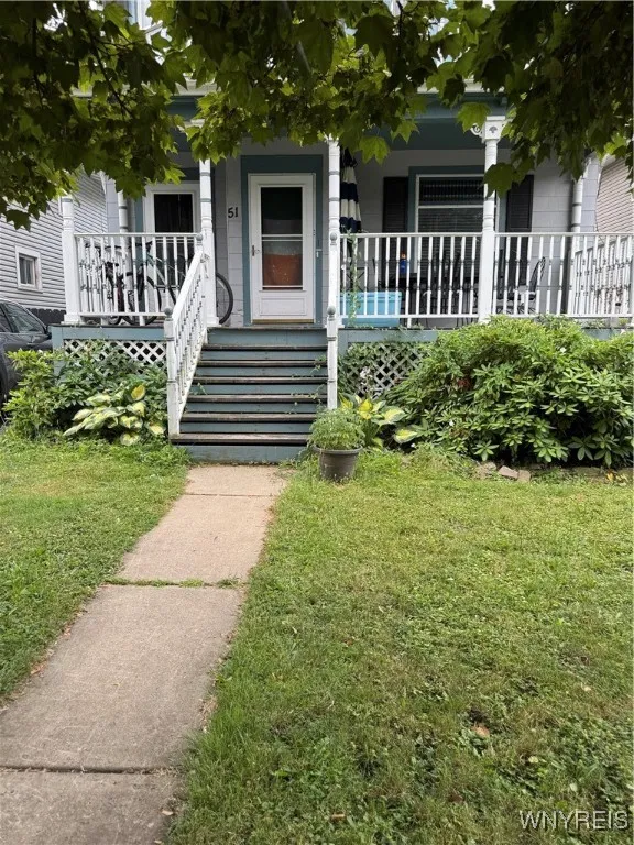 51 Ashton Place, Buffalo, New York 14220, Buffalo, New York 14220, 3 Bedrooms Bedrooms, ,2 BathroomsBathrooms,Residential,For Sale,51 Ashton Place, Buffalo, New York 14220,B1621668