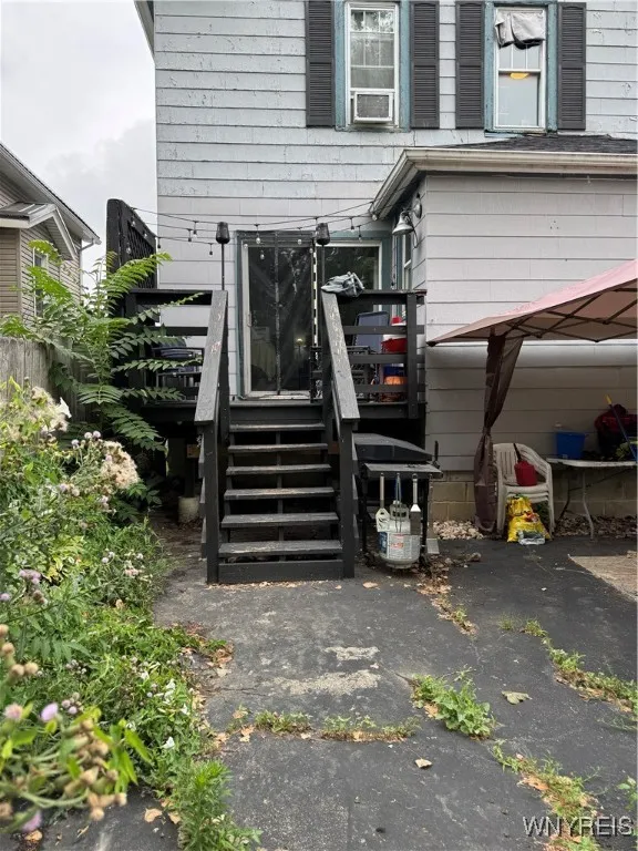 51 Ashton Place, Buffalo, New York 14220, Buffalo, New York 14220, 3 Bedrooms Bedrooms, ,2 BathroomsBathrooms,Residential,For Sale,51 Ashton Place, Buffalo, New York 14220,B1621668
