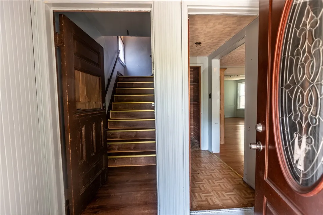 85 Brayton Street, Buffalo, New York 14213, Buffalo, New York 14213, 5 Bedrooms Bedrooms, ,2 BathroomsBathrooms,Residential,For Sale,85 Brayton Street, Buffalo, New York 14213,R1621122