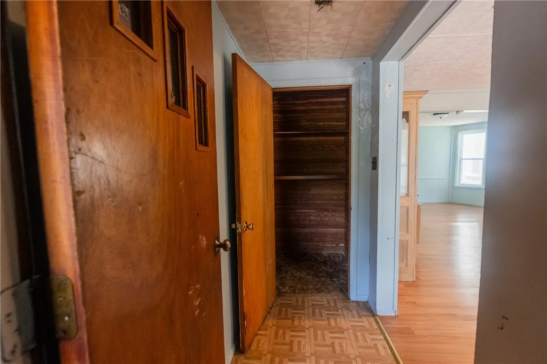 85 Brayton Street, Buffalo, New York 14213, Buffalo, New York 14213, 5 Bedrooms Bedrooms, ,2 BathroomsBathrooms,Residential,For Sale,85 Brayton Street, Buffalo, New York 14213,R1621122