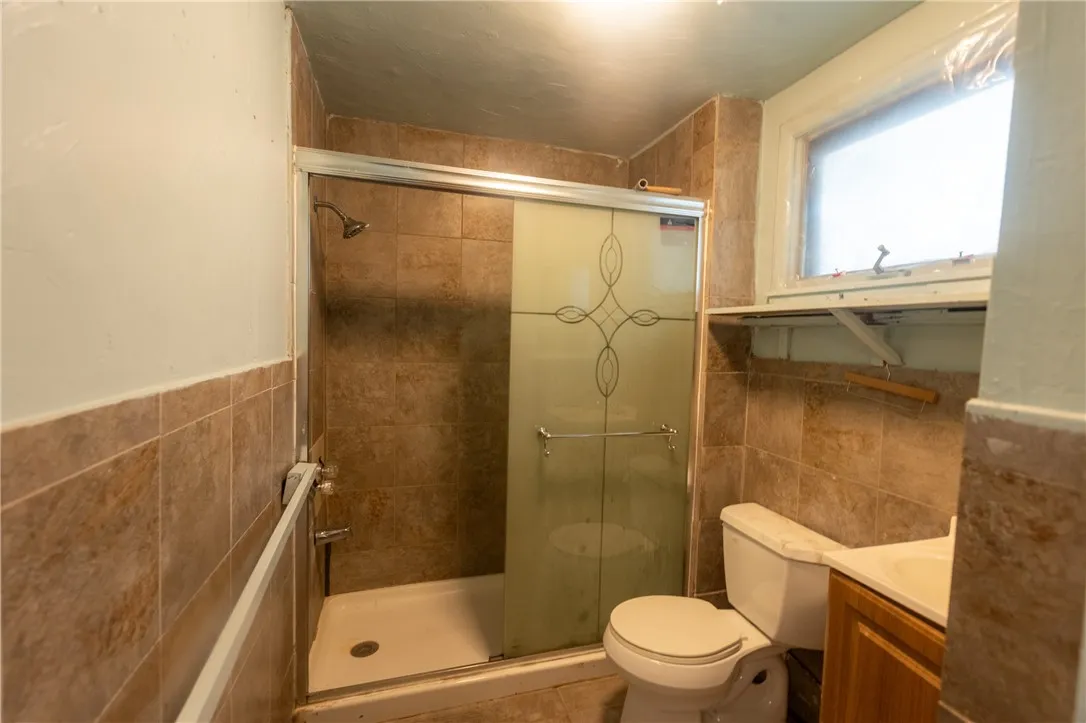85 Brayton Street, Buffalo, New York 14213, Buffalo, New York 14213, 5 Bedrooms Bedrooms, ,2 BathroomsBathrooms,Residential,For Sale,85 Brayton Street, Buffalo, New York 14213,R1621122