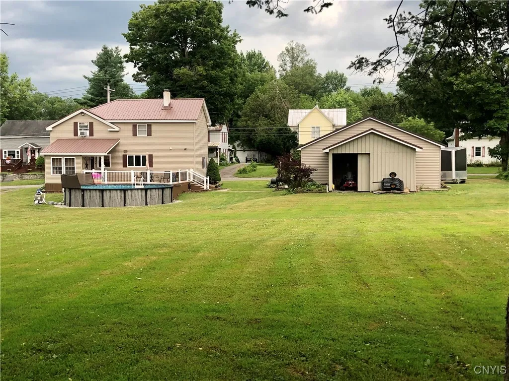 9086 Main Street Ss, Marcy, New York 13403, Marcy, New York 13403, 4 Bedrooms Bedrooms, 8 Rooms Rooms,2 BathroomsBathrooms,Residential,For Sale,9086 Main Street Ss, Marcy, New York 13403,S1622267