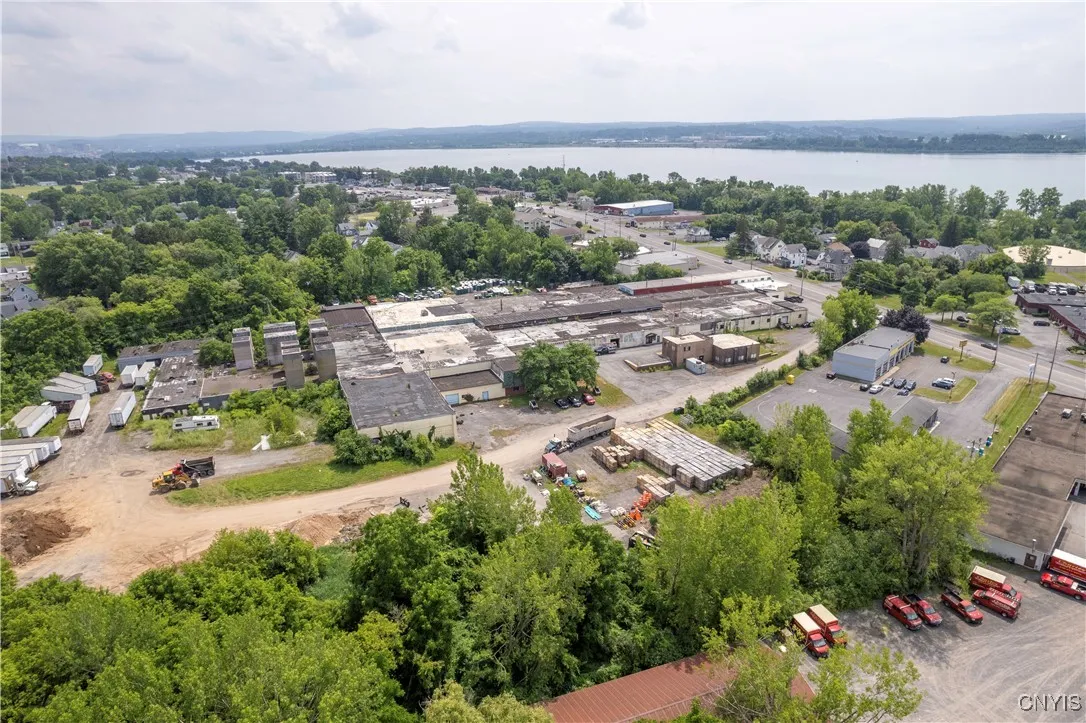 900 Old Liverpool Road, Salina, New York 13088, Salina, New York 13088, ,Commercial Sale,For Sale,900 Old Liverpool Road, Salina, New York 13088,S1621355