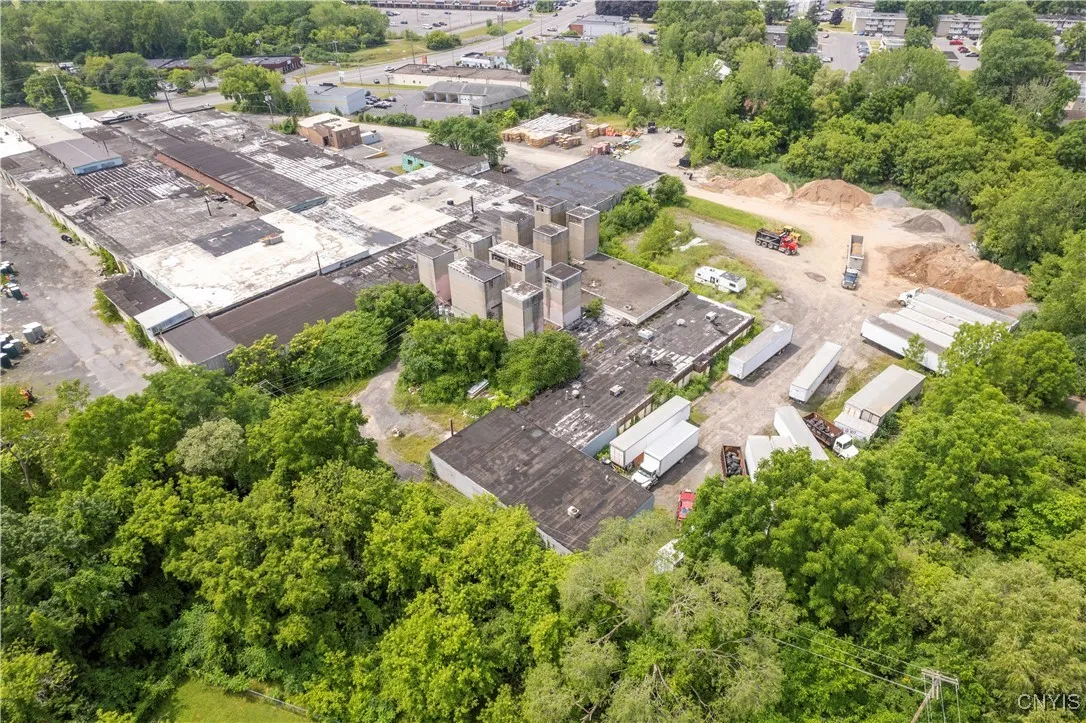 900 Old Liverpool Road, Salina, New York 13088, Salina, New York 13088, ,Commercial Sale,For Sale,900 Old Liverpool Road, Salina, New York 13088,S1621355