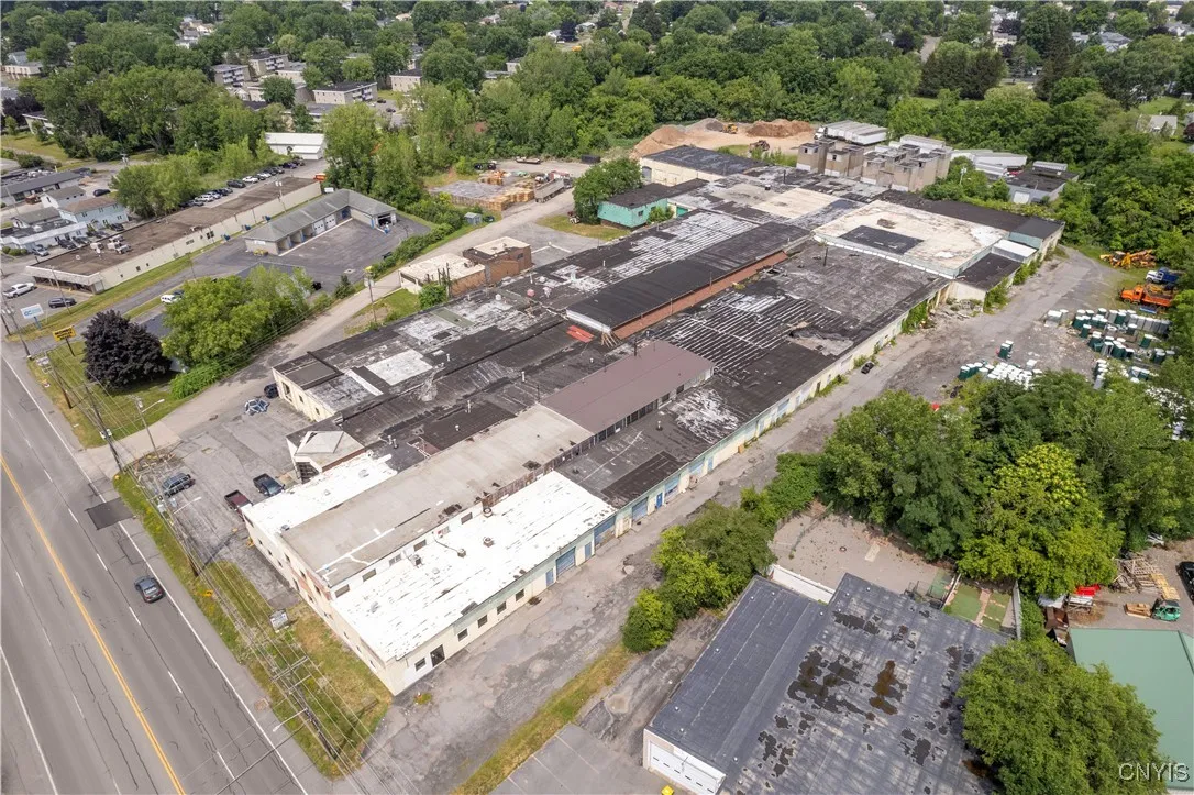 900 Old Liverpool Road, Salina, New York 13088, Salina, New York 13088, ,Commercial Sale,For Sale,900 Old Liverpool Road, Salina, New York 13088,S1621355