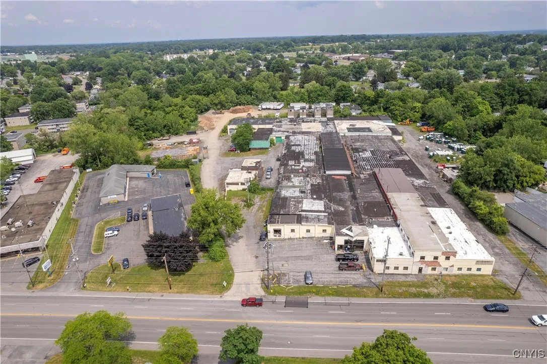 900 Old Liverpool Road, Salina, New York 13088, Salina, New York 13088, ,Commercial Sale,For Sale,900 Old Liverpool Road, Salina, New York 13088,S1621355