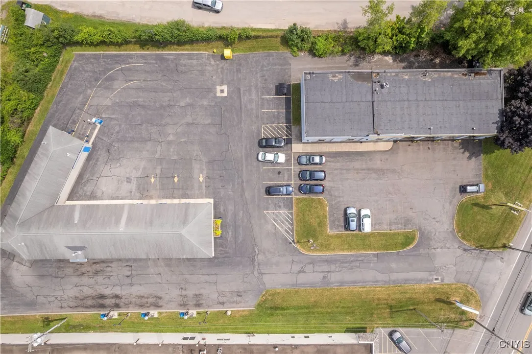 900 Old Liverpool Road, Salina, New York 13088, Salina, New York 13088, ,Commercial Sale,For Sale,900 Old Liverpool Road, Salina, New York 13088,S1621355
