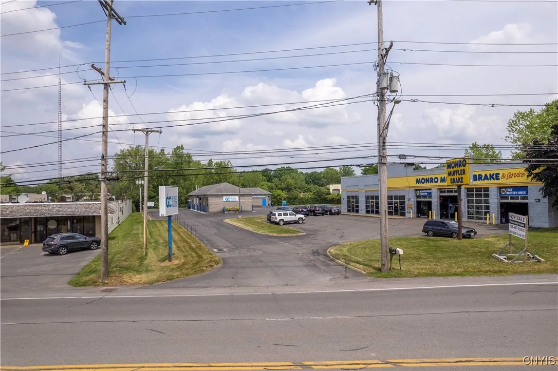 900 Old Liverpool Road, Salina, New York 13088, Salina, New York 13088, ,Commercial Sale,For Sale,900 Old Liverpool Road, Salina, New York 13088,S1621355