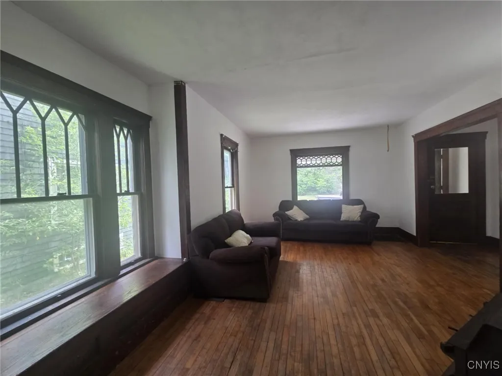 826 Lancaster Avenue, Syracuse, New York 13210, Syracuse, New York 13210, 4 Bedrooms Bedrooms, 8 Rooms Rooms,1 BathroomBathrooms,Residential,For Sale,826 Lancaster Avenue, Syracuse, New York 13210,S1622113
