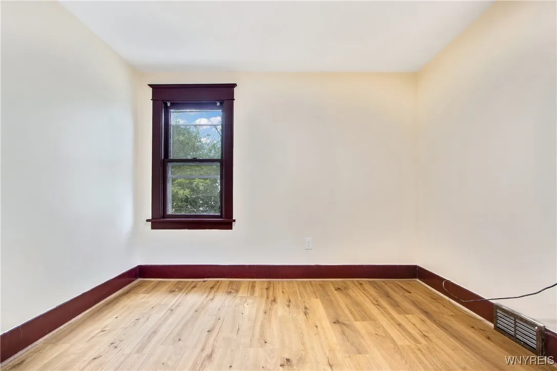 153 Hinman Avenue, Buffalo, New York 14216, Buffalo, New York 14216, 5 Bedrooms Bedrooms, ,2 BathroomsBathrooms,Residential,For Sale,153 Hinman Avenue, Buffalo, New York 14216,B1620308