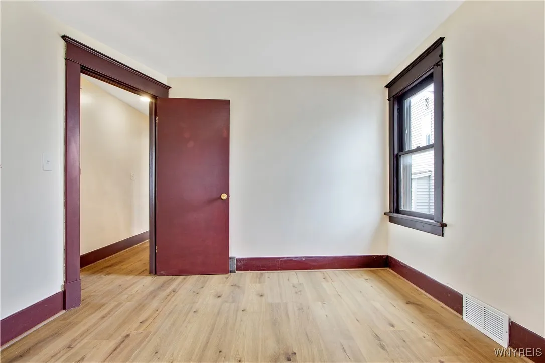 153 Hinman Avenue, Buffalo, New York 14216, Buffalo, New York 14216, 5 Bedrooms Bedrooms, ,2 BathroomsBathrooms,Residential,For Sale,153 Hinman Avenue, Buffalo, New York 14216,B1620308