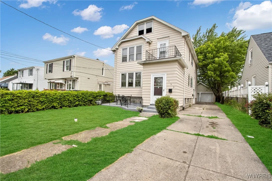 153 Hinman Avenue, Buffalo, New York 14216, Buffalo, New York 14216, 5 Bedrooms Bedrooms, ,2 BathroomsBathrooms,Residential,For Sale,153 Hinman Avenue, Buffalo, New York 14216,B1620308