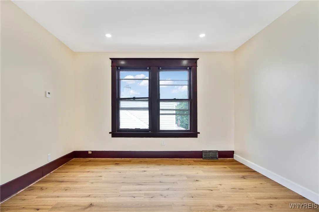 153 Hinman Avenue, Buffalo, New York 14216, Buffalo, New York 14216, 5 Bedrooms Bedrooms, ,2 BathroomsBathrooms,Residential,For Sale,153 Hinman Avenue, Buffalo, New York 14216,B1620308