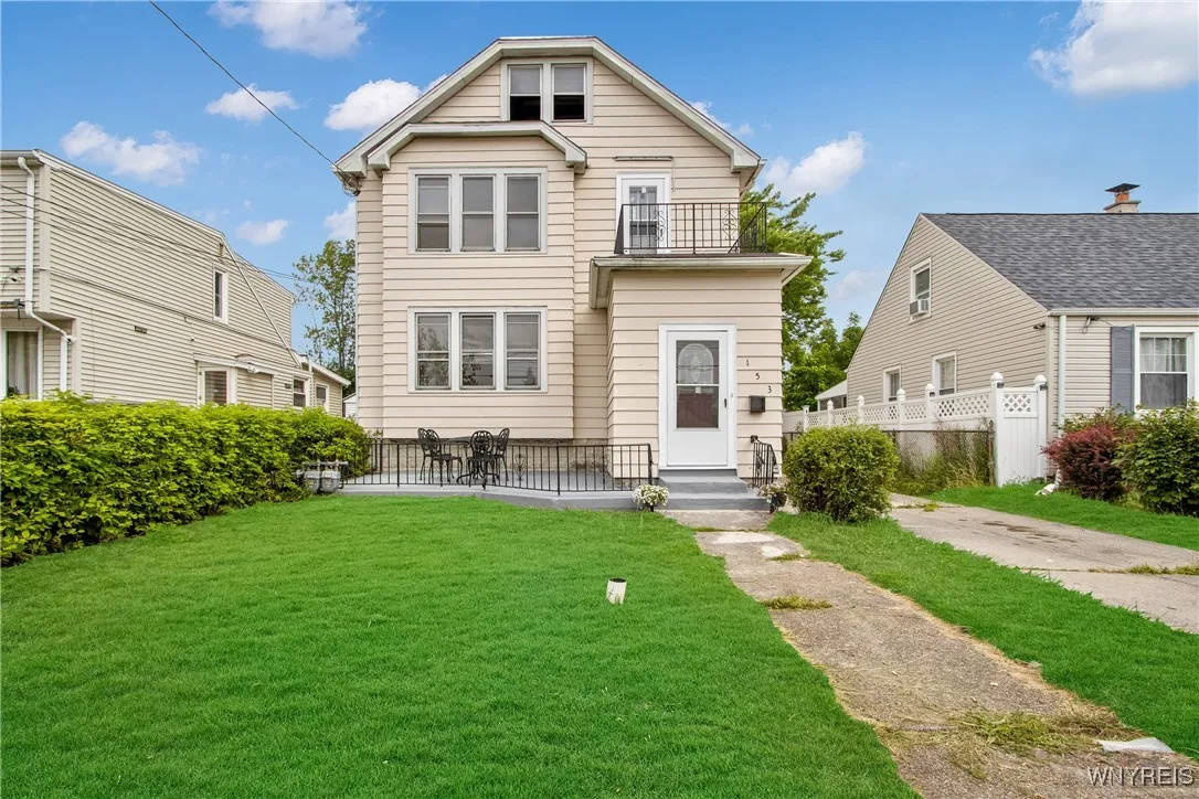 153 Hinman Avenue, Buffalo, New York 14216, Buffalo, New York 14216, 5 Bedrooms Bedrooms, ,2 BathroomsBathrooms,Residential,For Sale,153 Hinman Avenue, Buffalo, New York 14216,B1620308