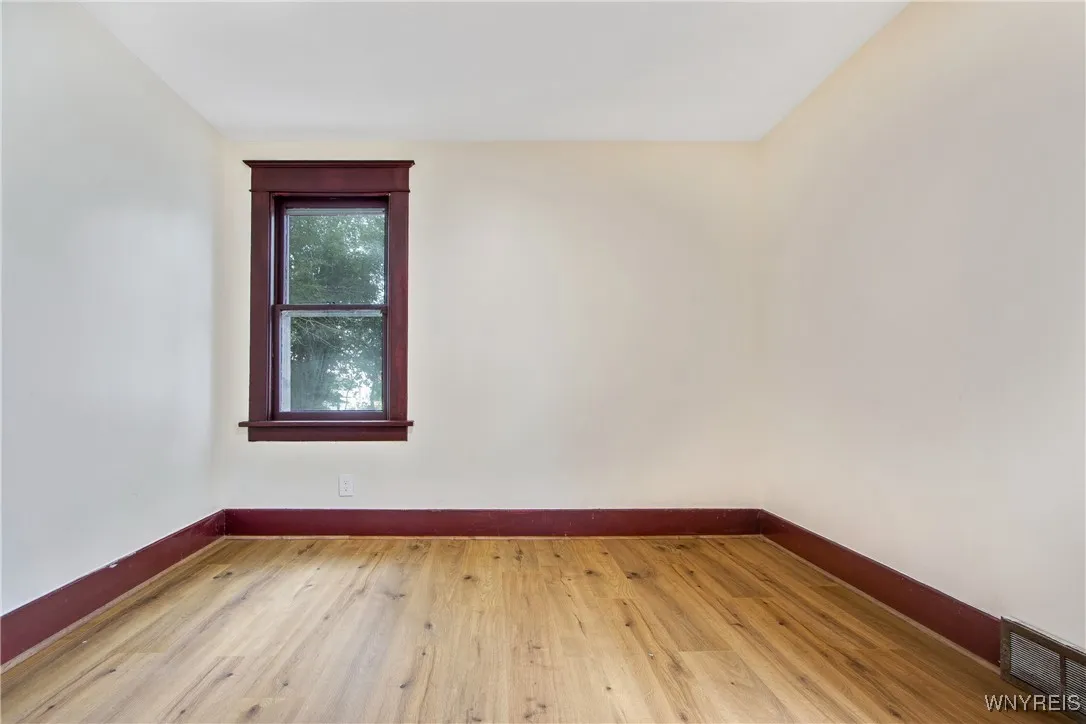 153 Hinman Avenue, Buffalo, New York 14216, Buffalo, New York 14216, 5 Bedrooms Bedrooms, ,2 BathroomsBathrooms,Residential,For Sale,153 Hinman Avenue, Buffalo, New York 14216,B1620308