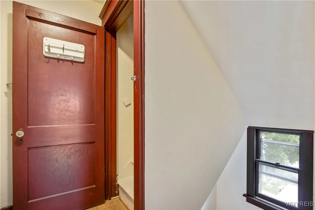 153 Hinman Avenue, Buffalo, New York 14216, Buffalo, New York 14216, 5 Bedrooms Bedrooms, ,2 BathroomsBathrooms,Residential,For Sale,153 Hinman Avenue, Buffalo, New York 14216,B1620308