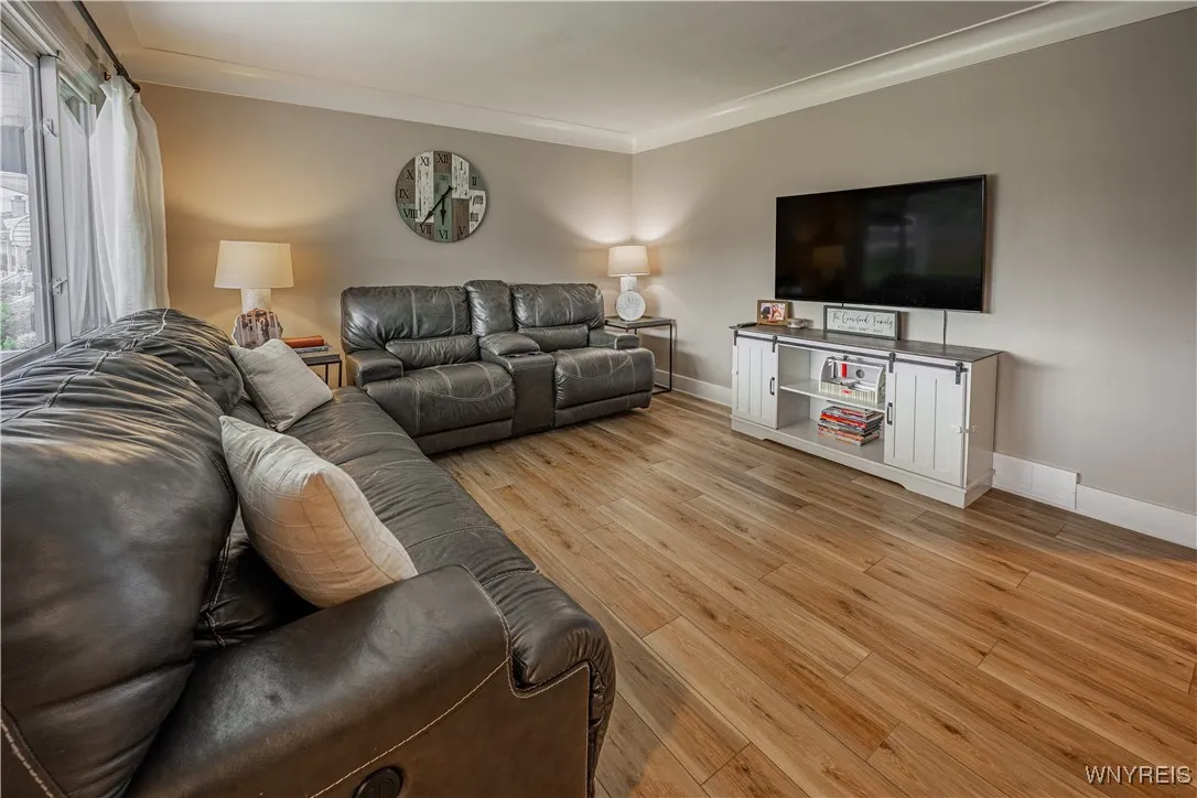 24 Ceil Drive, Cheektowaga, New York 14227, Cheektowaga, New York 14227, 3 Bedrooms Bedrooms, 5 Rooms Rooms,2 BathroomsBathrooms,Residential,Closed,24 Ceil Drive, Cheektowaga, New York 14227,0,B1621951