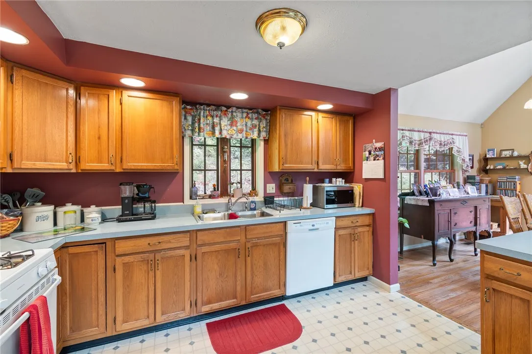 629 Filkins Road, Arcadia, New York 14513, Arcadia, New York 14513, 3 Bedrooms Bedrooms, 7 Rooms Rooms,2 BathroomsBathrooms,Residential,Closed,629 Filkins Road, Arcadia, New York 14513,0,R1622276