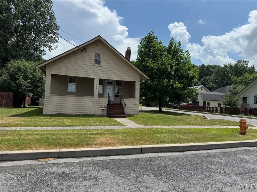 400 Pawling Street, Watertown City, New York 13601, Watertown City, New York 13601, 2 Bedrooms Bedrooms, 7 Rooms Rooms,1 BathroomBathrooms,Residential Lease,Closed,400 Pawling Street, Watertown City, New York 13601,0,S1622189
