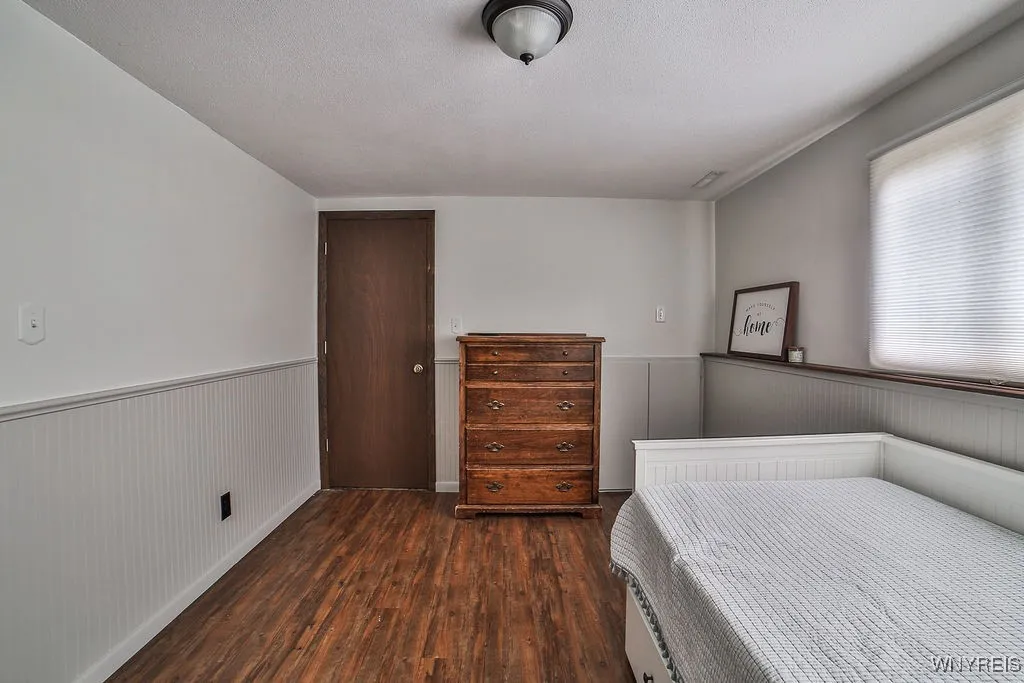 3300 Wildwood Drive, Niagara, New York 14304, Niagara, New York 14304, 3 Bedrooms Bedrooms, 8 Rooms Rooms,1 BathroomBathrooms,Residential,Closed,3300 Wildwood Drive, Niagara, New York 14304,0,B1622281