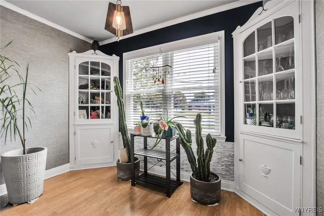 Dining Room w/built in cabinets.