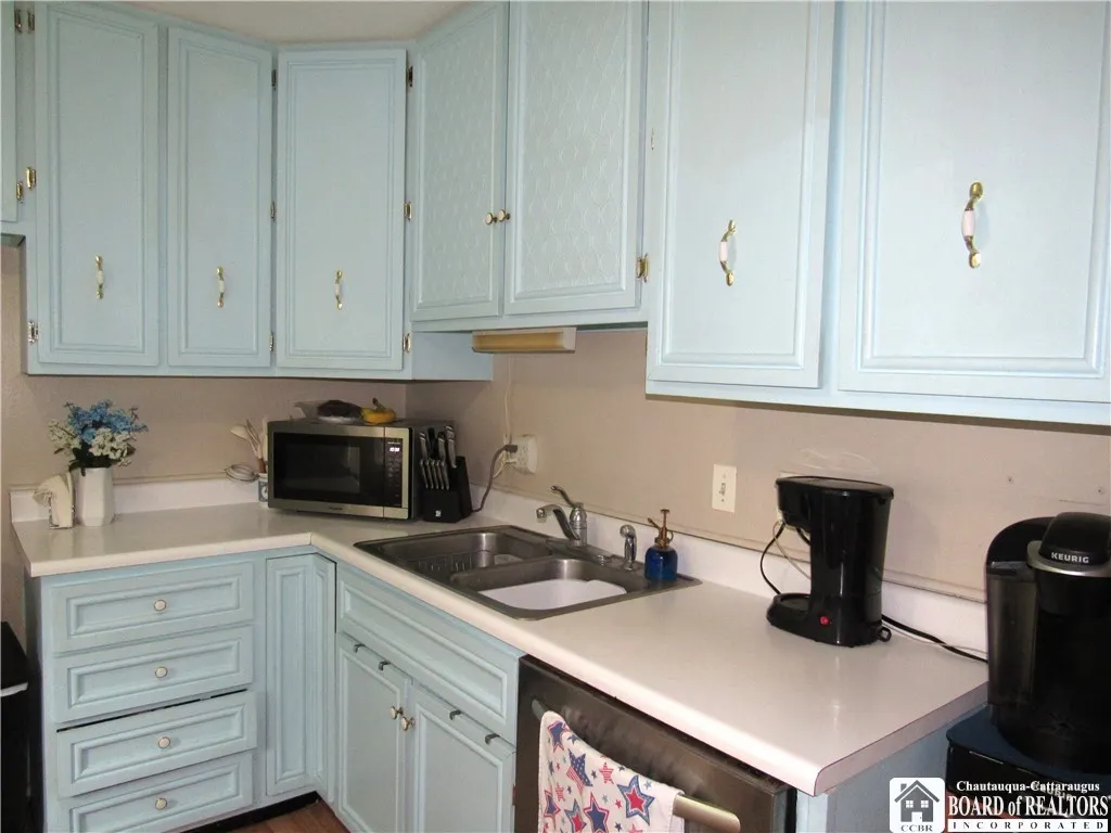 345 East Virginia Boulevard, Jamestown, New York 1, Jamestown, New York 14701, 4 Bedrooms Bedrooms, 8 Rooms Rooms,2 BathroomsBathrooms,Residential,For Sale,345 East Virginia Boulevard, Jamestown, New York 1,R1621978