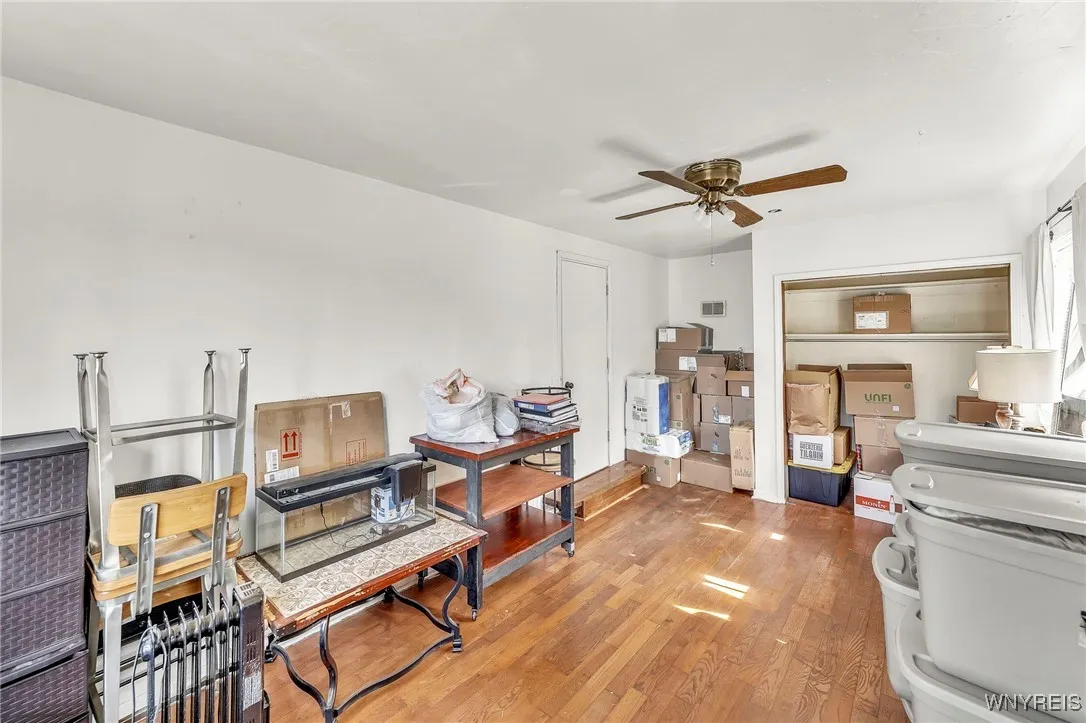 302 Midland Avenue, Tonawanda, New York 14223, Tonawanda, New York 14223, 3 Bedrooms Bedrooms, 5 Rooms Rooms,1 BathroomBathrooms,Residential,For Sale,302 Midland Avenue, Tonawanda, New York 14223,B1622288