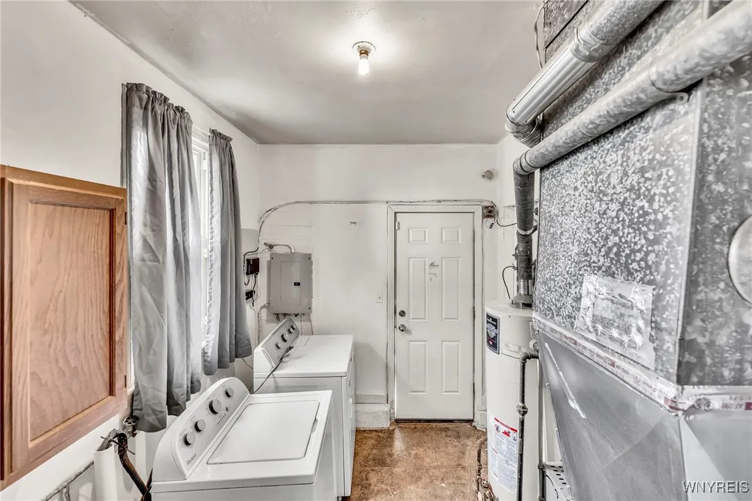 302 Midland Avenue, Tonawanda, New York 14223, Tonawanda, New York 14223, 3 Bedrooms Bedrooms, 5 Rooms Rooms,1 BathroomBathrooms,Residential,For Sale,302 Midland Avenue, Tonawanda, New York 14223,B1622288