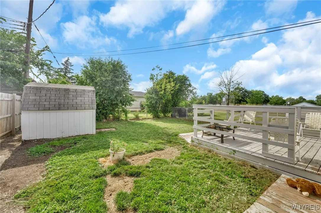 302 Midland Avenue, Tonawanda, New York 14223, Tonawanda, New York 14223, 3 Bedrooms Bedrooms, 5 Rooms Rooms,1 BathroomBathrooms,Residential,For Sale,302 Midland Avenue, Tonawanda, New York 14223,B1622288