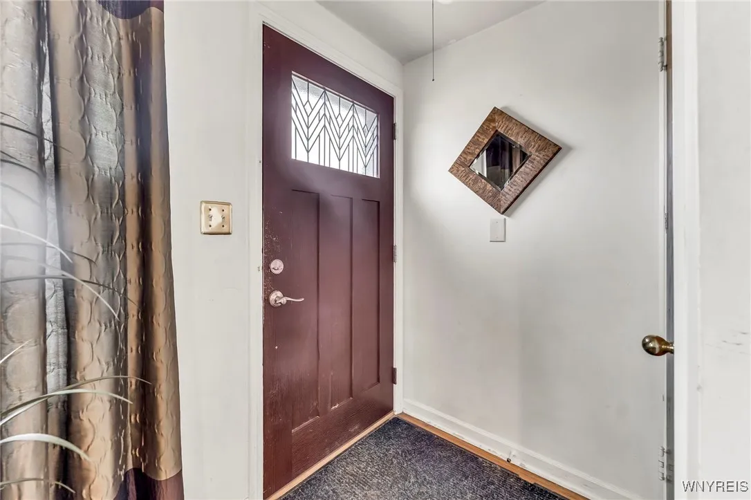 302 Midland Avenue, Tonawanda, New York 14223, Tonawanda, New York 14223, 3 Bedrooms Bedrooms, 5 Rooms Rooms,1 BathroomBathrooms,Residential,For Sale,302 Midland Avenue, Tonawanda, New York 14223,B1622288