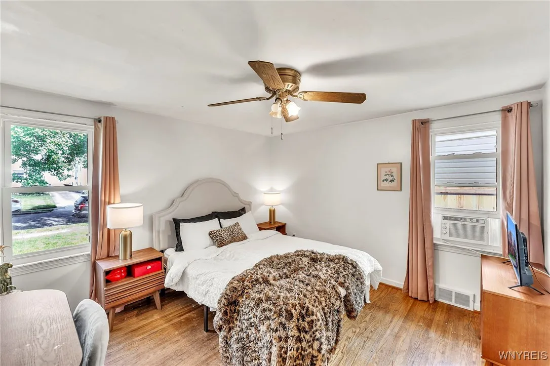 302 Midland Avenue, Tonawanda, New York 14223, Tonawanda, New York 14223, 3 Bedrooms Bedrooms, 5 Rooms Rooms,1 BathroomBathrooms,Residential,For Sale,302 Midland Avenue, Tonawanda, New York 14223,B1622288