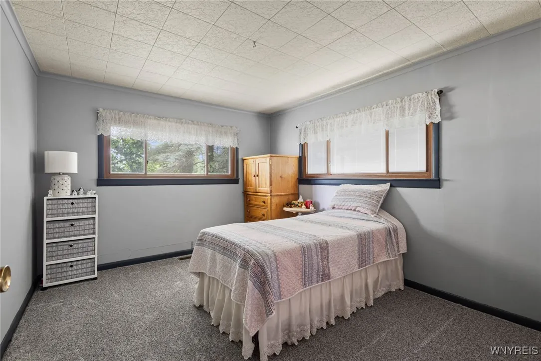 5042 Ellicott Street Road, Batavia, New York 14020, Batavia, New York 14020, 3 Bedrooms Bedrooms, 7 Rooms Rooms,1 BathroomBathrooms,Residential,For Sale,5042 Ellicott Street Road, Batavia, New York 14020,B1621092