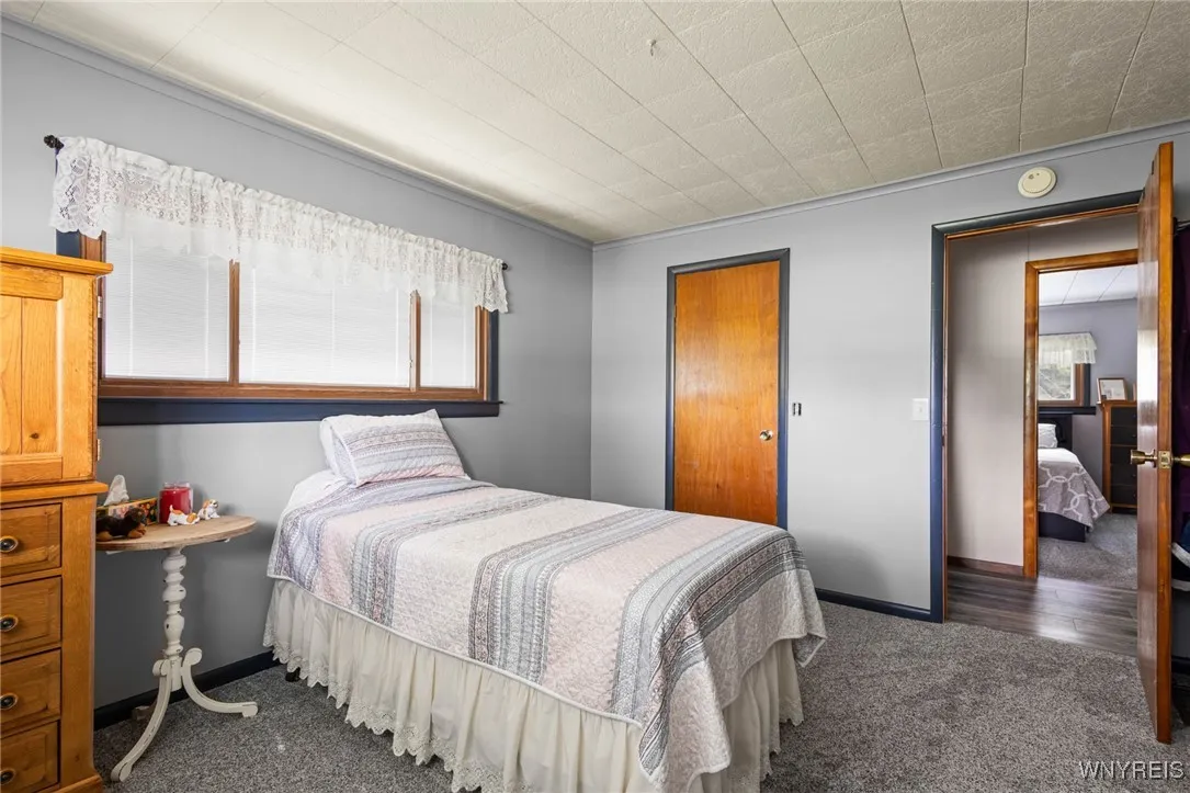 5042 Ellicott Street Road, Batavia, New York 14020, Batavia, New York 14020, 3 Bedrooms Bedrooms, 7 Rooms Rooms,1 BathroomBathrooms,Residential,For Sale,5042 Ellicott Street Road, Batavia, New York 14020,B1621092