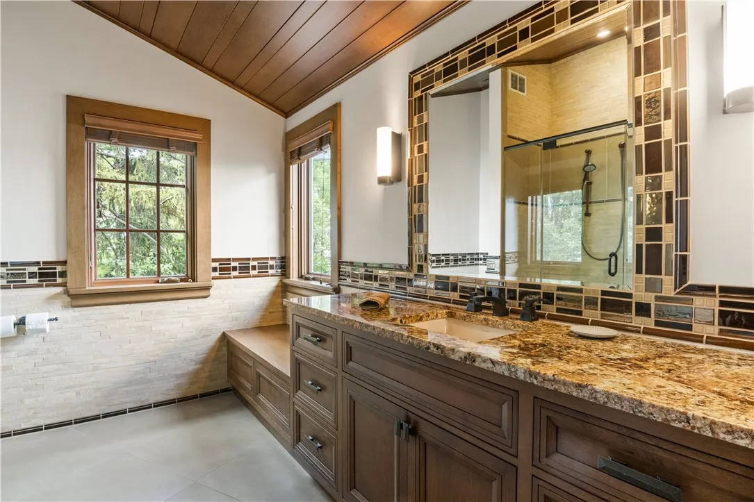 3419 W Lake Blvd Boulevard, Canandaigua Town, New, Canandaigua Town, New York 14424, 5 Bedrooms Bedrooms, 16 Rooms Rooms,7 BathroomsBathrooms,Residential,For Sale,3419 W Lake Blvd Boulevard, Canandaigua Town, New ,R1622183
