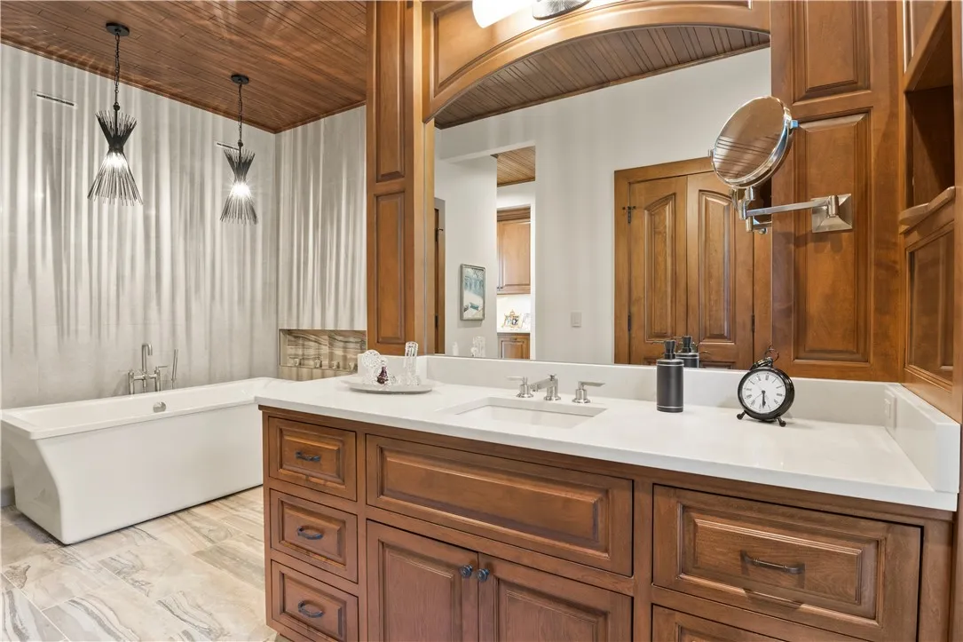 3419 W Lake Blvd Boulevard, Canandaigua Town, New, Canandaigua Town, New York 14424, 5 Bedrooms Bedrooms, 16 Rooms Rooms,7 BathroomsBathrooms,Residential,For Sale,3419 W Lake Blvd Boulevard, Canandaigua Town, New ,R1622183