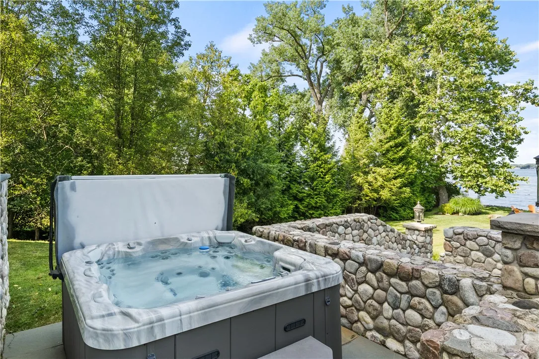 3419 W Lake Blvd Boulevard, Canandaigua Town, New, Canandaigua Town, New York 14424, 5 Bedrooms Bedrooms, 16 Rooms Rooms,7 BathroomsBathrooms,Residential,For Sale,3419 W Lake Blvd Boulevard, Canandaigua Town, New ,R1622183