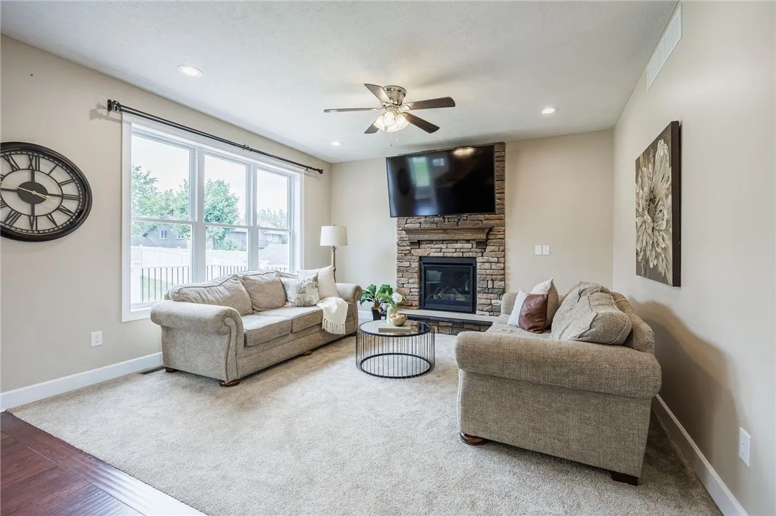 48 Nature View, Pittsford, New York 14534, Pittsford, New York 14534, 5 Bedrooms Bedrooms, 10 Rooms Rooms,3 BathroomsBathrooms,Residential,For Sale,48 Nature View, Pittsford, New York 14534,R1621225