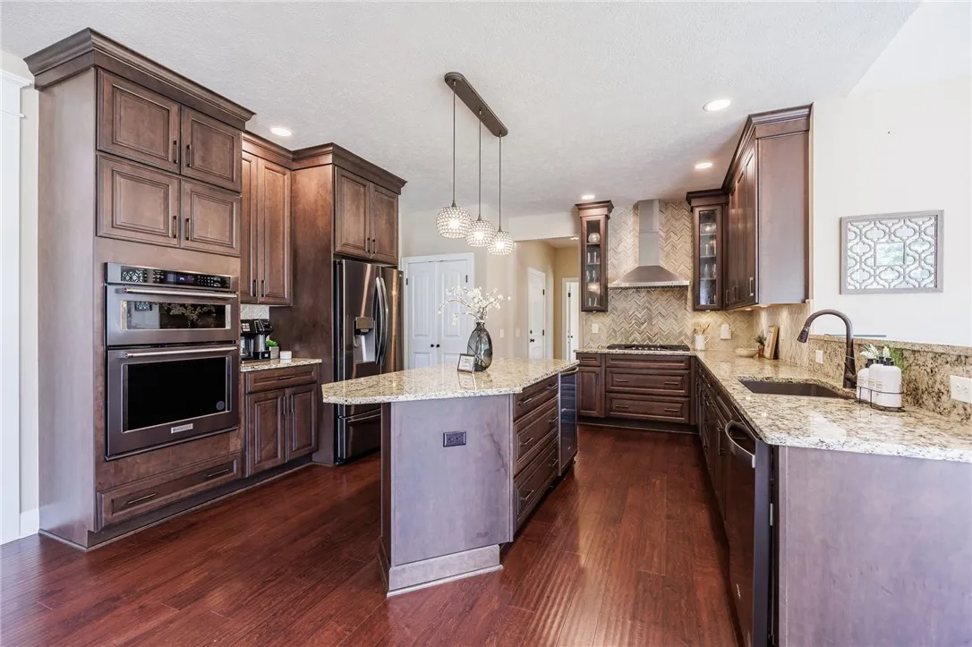48 Nature View, Pittsford, New York 14534, Pittsford, New York 14534, 5 Bedrooms Bedrooms, 10 Rooms Rooms,3 BathroomsBathrooms,Residential,For Sale,48 Nature View, Pittsford, New York 14534,R1621225
