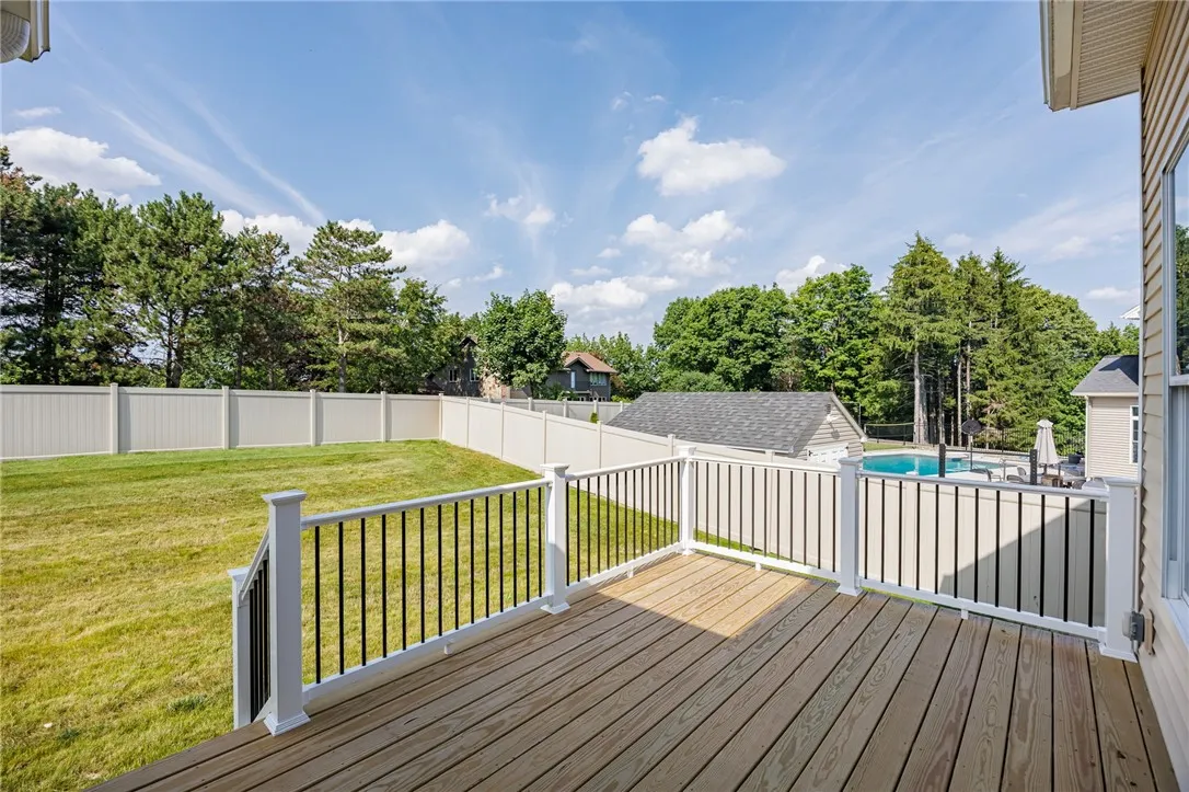 48 Nature View, Pittsford, New York 14534, Pittsford, New York 14534, 5 Bedrooms Bedrooms, 10 Rooms Rooms,3 BathroomsBathrooms,Residential,For Sale,48 Nature View, Pittsford, New York 14534,R1621225