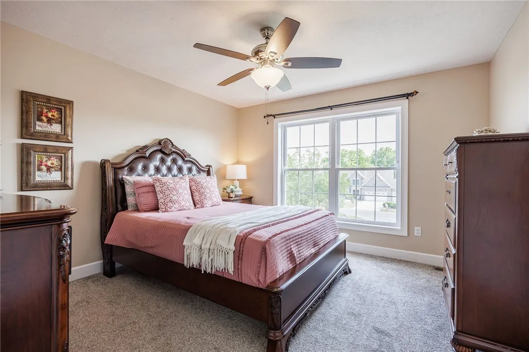 48 Nature View, Pittsford, New York 14534, Pittsford, New York 14534, 5 Bedrooms Bedrooms, 10 Rooms Rooms,3 BathroomsBathrooms,Residential,For Sale,48 Nature View, Pittsford, New York 14534,R1621225
