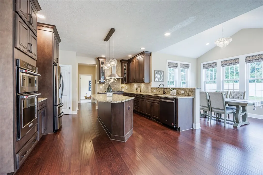 48 Nature View, Pittsford, New York 14534, Pittsford, New York 14534, 5 Bedrooms Bedrooms, 10 Rooms Rooms,3 BathroomsBathrooms,Residential,For Sale,48 Nature View, Pittsford, New York 14534,R1621225