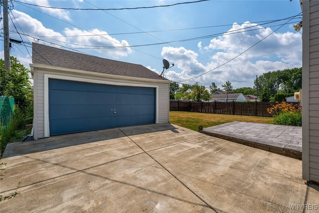 165 Kelvin Drive, Tonawanda, New York 14223, Tonawanda, New York 14223, 3 Bedrooms Bedrooms, 8 Rooms Rooms,1 BathroomBathrooms,Residential,For Sale,165 Kelvin Drive, Tonawanda, New York 14223,B1622266