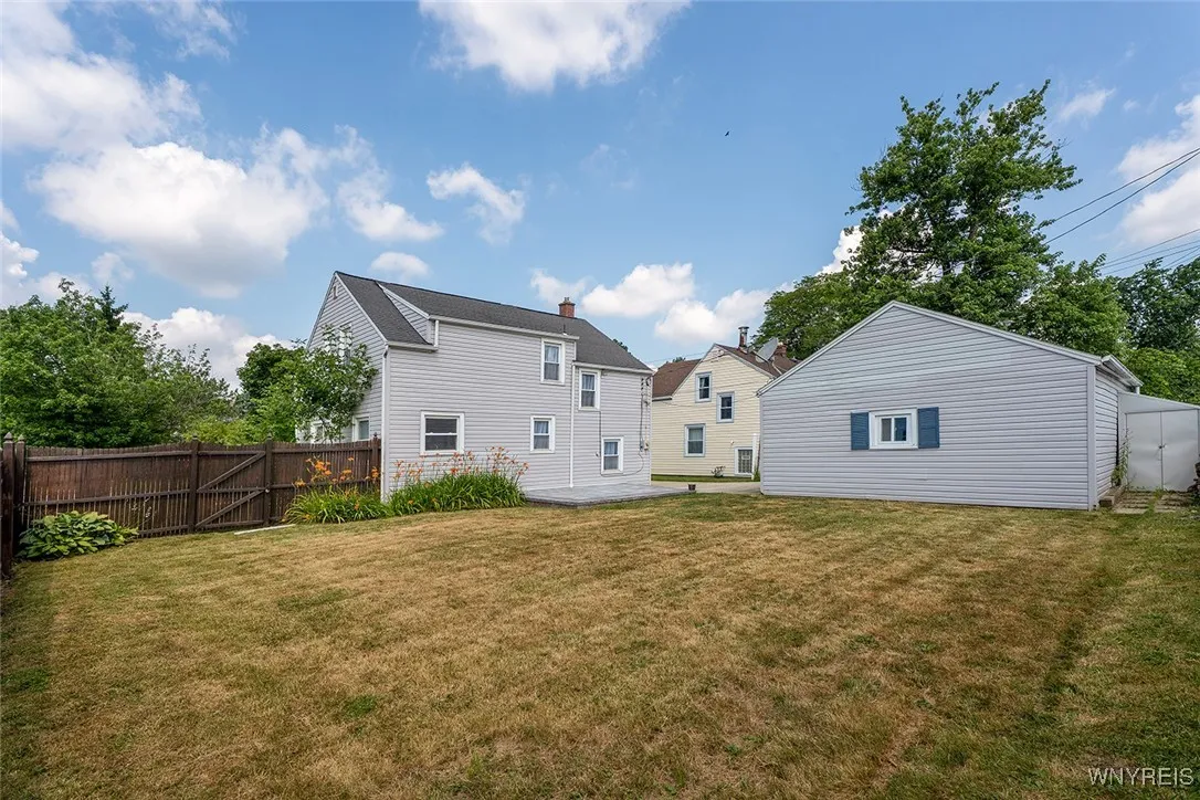 165 Kelvin Drive, Tonawanda, New York 14223, Tonawanda, New York 14223, 3 Bedrooms Bedrooms, 8 Rooms Rooms,1 BathroomBathrooms,Residential,For Sale,165 Kelvin Drive, Tonawanda, New York 14223,B1622266