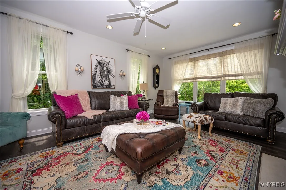 13573 Schang Road, Wales, New York 14052, Wales, New York 14052, 4 Bedrooms Bedrooms, 9 Rooms Rooms,3 BathroomsBathrooms,Residential,For Sale,13573 Schang Road, Wales, New York 14052,B1621647