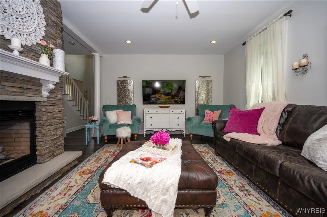 13573 Schang Road, Wales, New York 14052, Wales, New York 14052, 4 Bedrooms Bedrooms, 9 Rooms Rooms,3 BathroomsBathrooms,Residential,For Sale,13573 Schang Road, Wales, New York 14052,B1621647