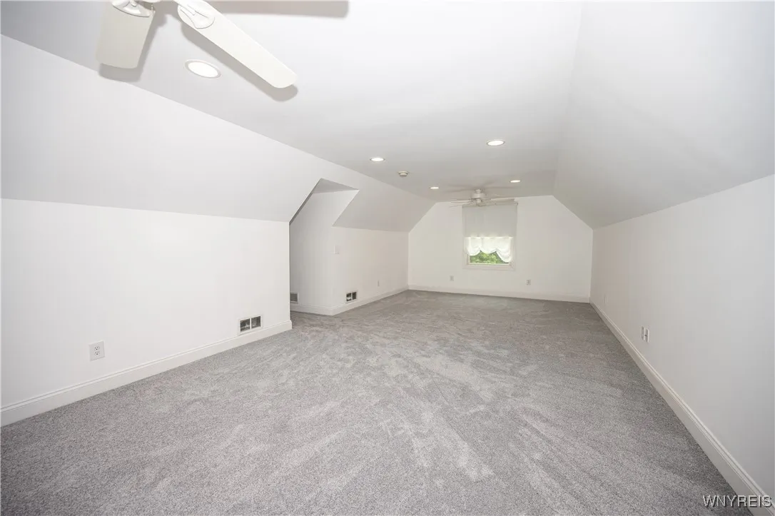 13573 Schang Road, Wales, New York 14052, Wales, New York 14052, 4 Bedrooms Bedrooms, 9 Rooms Rooms,3 BathroomsBathrooms,Residential,For Sale,13573 Schang Road, Wales, New York 14052,B1621647