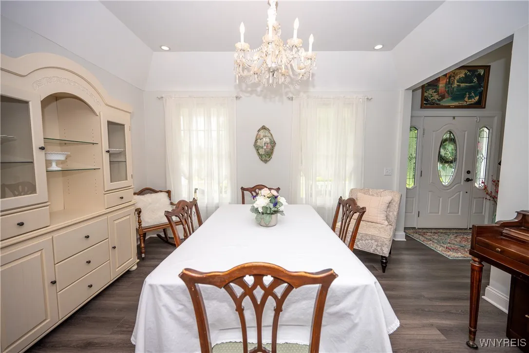 13573 Schang Road, Wales, New York 14052, Wales, New York 14052, 4 Bedrooms Bedrooms, 9 Rooms Rooms,3 BathroomsBathrooms,Residential,For Sale,13573 Schang Road, Wales, New York 14052,B1621647